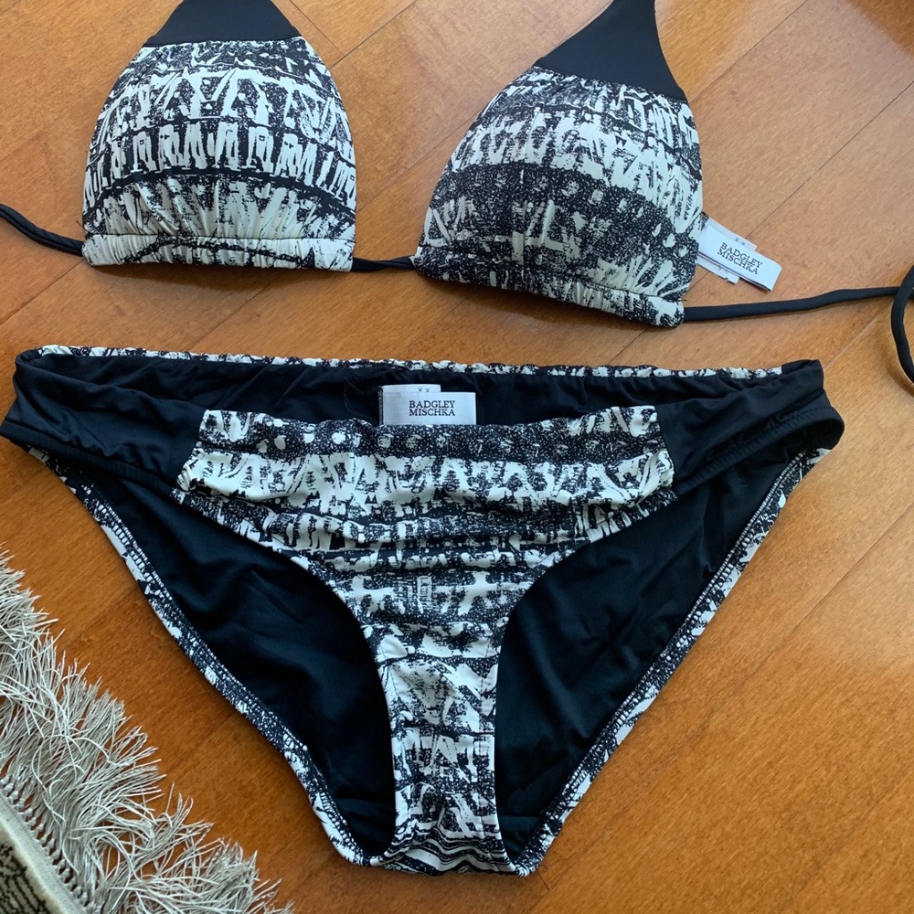 Bathing suit